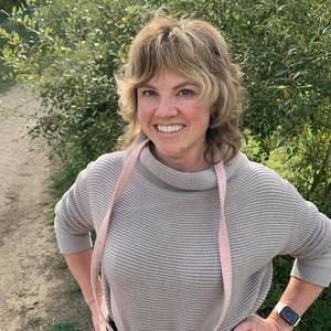 Meet your Posher, Lisa